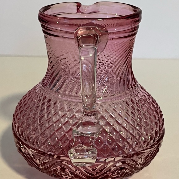 Vtg 70’s Pilgrim Art Glass Hand Blown Cranberry Pitcher Bennington Pattern 4.5” - Picture 3 of 7